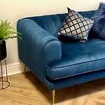 Superb City Centre Apartment In Riverside Complex شقة *