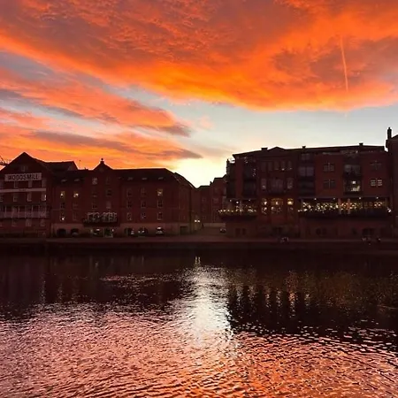 Superb Centre Within The Walls Apartment